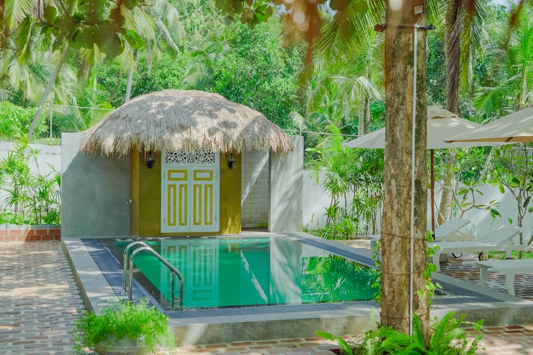 luxury villa poolside