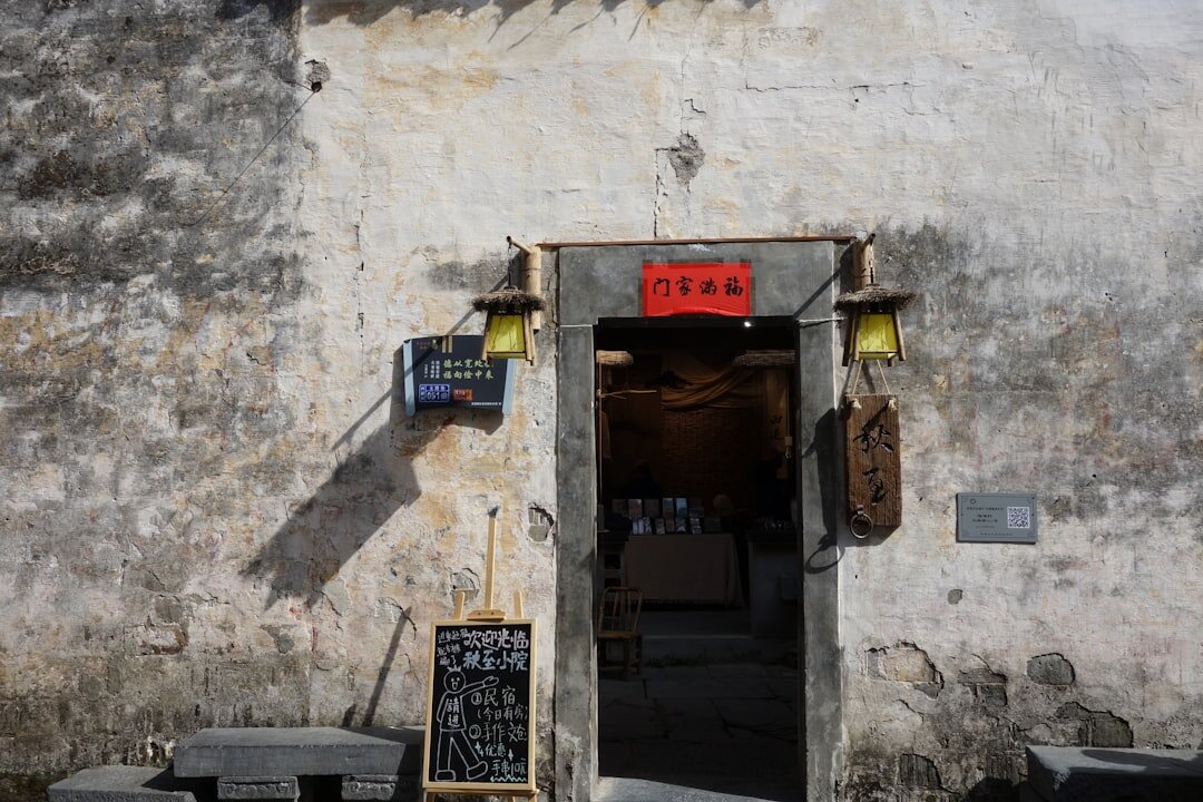 hidden restaurant entrance
